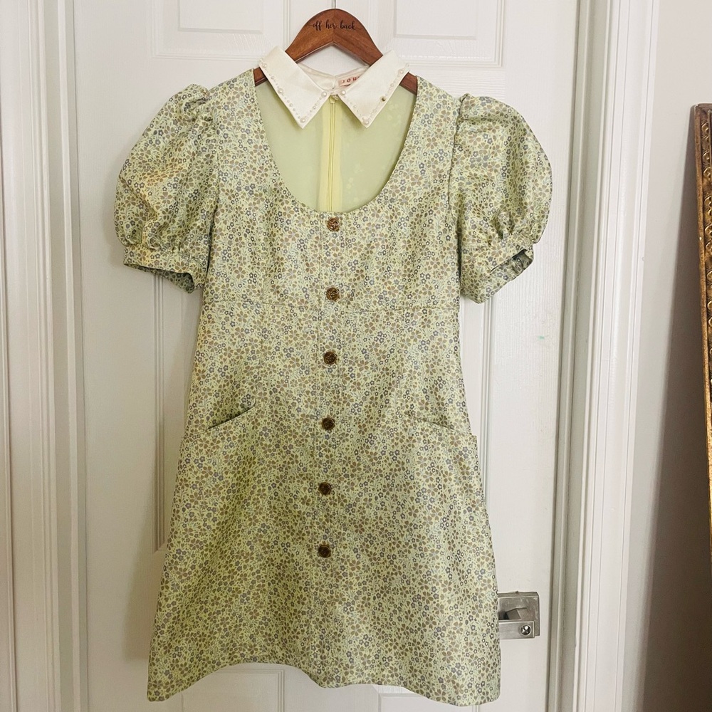 Floral Puff Sleeve Dress